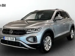 Silver (pyrit silver metallic) Begagnad 2024 VW T-Roc Life SUV | 319 900 kr (Dyr)