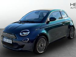 Grön (green) Begagnad 2022 Fiat 500e Icon Halvkombi | 209 900 kr (Lite dyr)