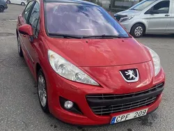 Röd Begagnad 2012 Peugeot 207 Halvkombi | 27 000 kr (Marknadspris)