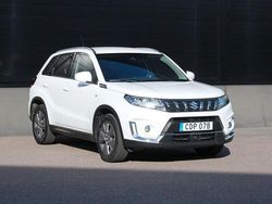 Vit Begagnad 2023 Suzuki Vitara SUV | 269 500 kr (Marknadspris)