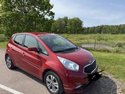 Röd Begagnad 2016 Kia Venga Comfort Halvkombi | 95 000 kr (Marknadspris)