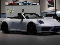 Flerfärgad Begagnad 2024 Porsche 911 Carrera GTS Cab | 1 695 000 kr