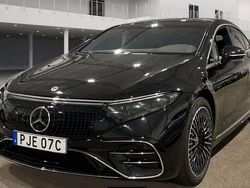 Svart ( obsidiansvart metallic ) Begagnad 2024 Mercedes EQS450+ AMG Halvkombi | 945 000 kr (Marknadspris)