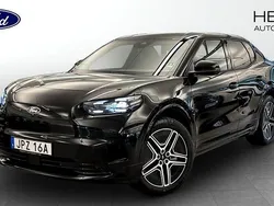 Svart (black) Ny 2025 Ford Capri Premium Sedan | 638 000 kr (Lite dyr)