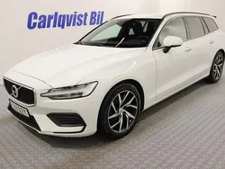 Vit Begagnad 2020 Volvo V60 Momentum Kombi | 264 000 kr (Marknadspris)