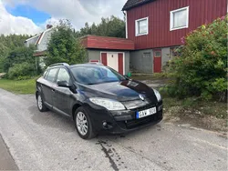 Svart Begagnad 2010 Renault Mégane GrandTour Kombi | 34 900 kr (Marknadspris)