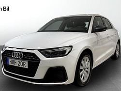 Vit Begagnad 2022 Audi A1 Sportback Proline Halvkombi | 209 000 kr (Marknadspris)