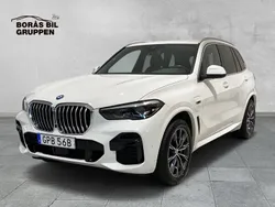 Vit Begagnad 2023 BMW X5 iPerformance SUV | 709 000 kr