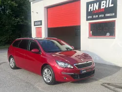 Mörkröd Begagnad 2015 Peugeot 308 Active Kombi | 94 900 kr (Marknadspris)