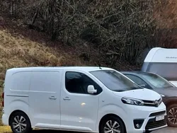 Vit Begagnad 2020 Toyota Proace Van | 170 000 kr (Superpris)
