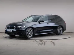 Svart Begagnad 2022 BMW 330e Sport Line Kombi | 269 000 kr (Superpris)