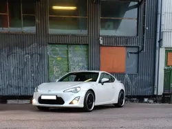 Vit Begagnad 2012 Toyota GT86 GT Sportkupé | 230 000 kr