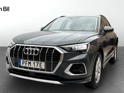 Grå (nanogrå metallic) Begagnad 2025 Audi Q3 Premium SUV | 369 000 kr (Marknadspris)