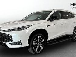 Vit (white) Ny 2024 MG HS Luxury SUV | 439 990 kr (Marknadspris)