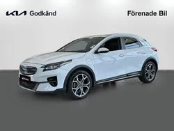 Vit (cassa white) Begagnad 2022 Kia XCeed Advance SUV | 229 000 kr (Marknadspris)