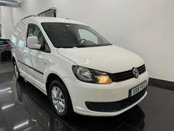 Vit Begagnad 2015 VW Caddy Minibuss | 79 900 kr (Marknadspris)