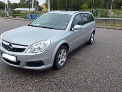 Grå Begagnad 2008 Opel Vectra Kombi | 48 000 kr (Marknadspris)