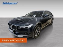 Blå Begagnad 2024 Volvo V90 CC Plus Kombi | 469 800 kr (Marknadspris)