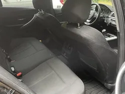 Röd Begagnad 2015 BMW 320 Sport Line Sedan | 140 000 kr (Marknadspris)