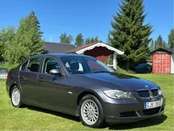 Grå Begagnad 2008 BMW 320 Advantage Sedan | 58 900 kr (Marknadspris)