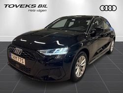 Brilliantsvart Begagnad 2022 Audi A3 Proline Sedan | 239 000 kr (Marknadspris)