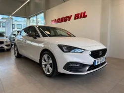 Vit Begagnad 2021 Seat Leon FR Halvkombi | 207 900 kr (Superpris)