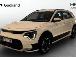 Vit (white) Begagnad 2022 Kia e-Niro 2 SUV | 309 900 kr (Dyr)