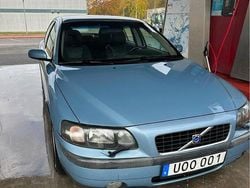 Blå Begagnad 2004 Volvo S60 Business Edition Sedan | 20 000 kr (Superpris)