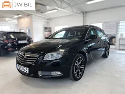 Svart Begagnad 2013 Opel Insignia Kombi | 83 800 kr (Marknadspris)