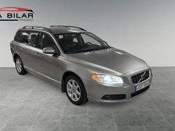 Ljusbrun (brun) Begagnad 2009 Volvo V70 Momentum Kombi | 44 800 kr (Bra pris)