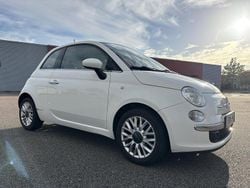 Vit Begagnad 2014 Fiat 500 Lounge Halvkombi | 63 400 kr (Marknadspris)