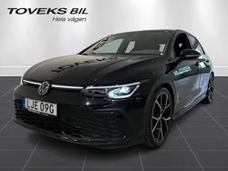 Svart (deep black pearl) Begagnad 2022 VW Golf VIII GTI Kombi | 349 900 kr (Marknadspris)
