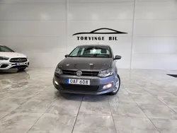 Mörkgrå Begagnad 2013 VW Polo Halvkombi | 89 900 kr (Marknadspris)