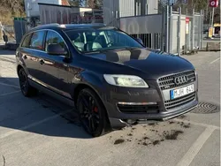 Grå Begagnad 2008 Audi Q7 S-Line SUV | 64 900 kr