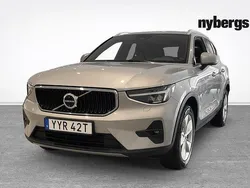 Silver Begagnad 2023 Volvo XC40 Core SUV | 339 000 kr (Marknadspris)