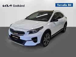 Vit Begagnad 2022 Kia XCeed 2 SUV | 254 900 kr (Marknadspris)