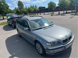 Grå Begagnad 2005 BMW 320 Kombi | 9 999 kr