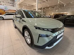 Grön (timiano green) Ny 2025 Skoda Elroq SUV | 431 700 kr