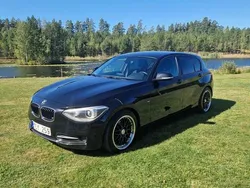 Svart Begagnad 2012 BMW 116 Sport Line Halvkombi | 89 000 kr (Marknadspris)
