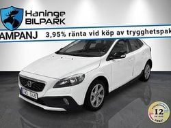 Vit Begagnad 2013 Volvo V40 CC Kinetic Kombi | 119 995 kr (Marknadspris)