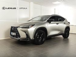 Ljusgrå Begagnad 2024 Lexus NX450h+ SUV | 638 900 kr (Lite dyr)