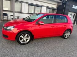 Röd Begagnad 2010 VW Golf VI Halvkombi | 39 000 kr (Superpris)
