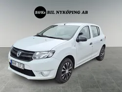 Vit Begagnad 2013 Dacia Sandero Halvkombi | 39 900 kr (Marknadspris)