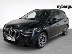 Svart Begagnad 2025 BMW 225 Kombi | 429 000 kr
