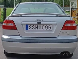 Grå Begagnad 2001 Volvo S40 Sedan | 15 000 kr (Bra pris)