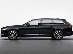Svart Ny 2024 Volvo V90 Core Kombi | 507 000 kr (Marknadspris)