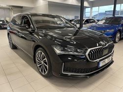 Svart Begagnad 2025 Skoda Superb LAURIN & KLEMENT Kombi | 469 000 kr