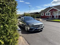 Grå Begagnad 2018 Mercedes E400 AMG line Sedan | 410 000 kr (Marknadspris)