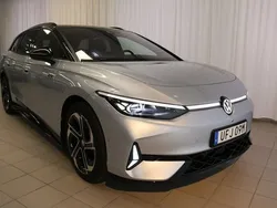 Silver Begagnad 2024 VW ID.7 GTX Sedan | 644 500 kr (Marknadspris)