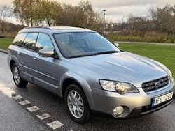 Grå Begagnad 2006 Subaru Outback Kombi | 39 000 kr